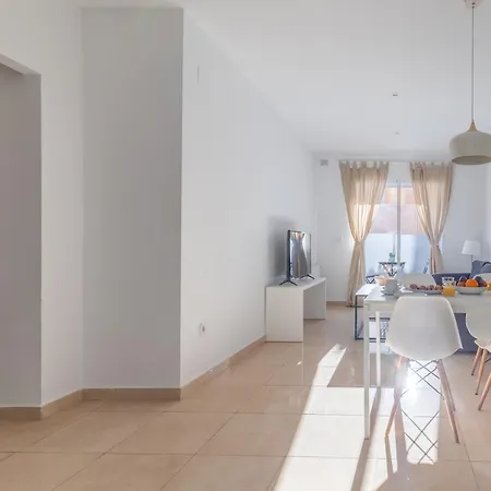 Fun Building By Homeabout Апартаменты Малага